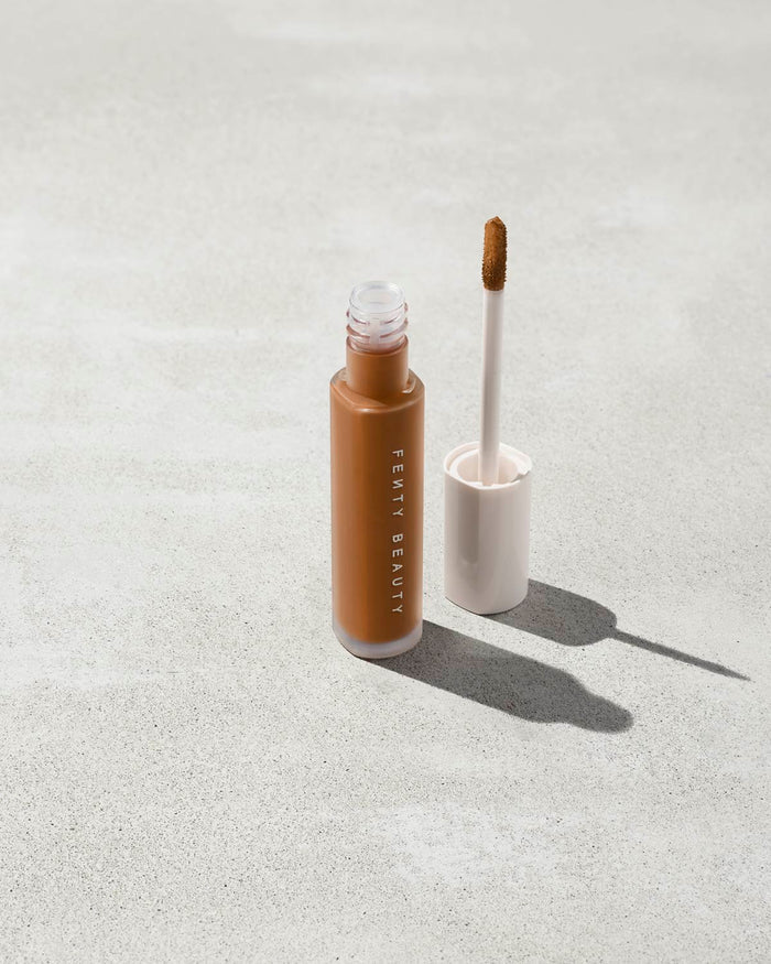 Pro Filt'r Instant Retouch Concealer shown in shade 400