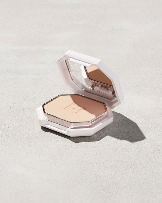 Pro Filt'r Soft Matte Powder Foundation shown in shade 140