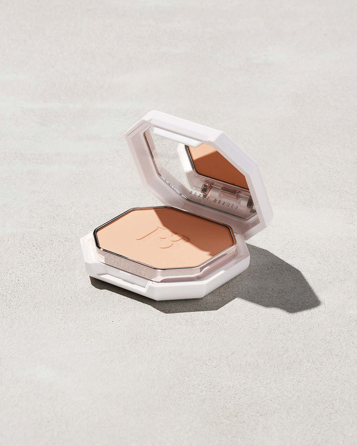 Pro Filt'r Soft Matte Powder Foundation shown in shade 180