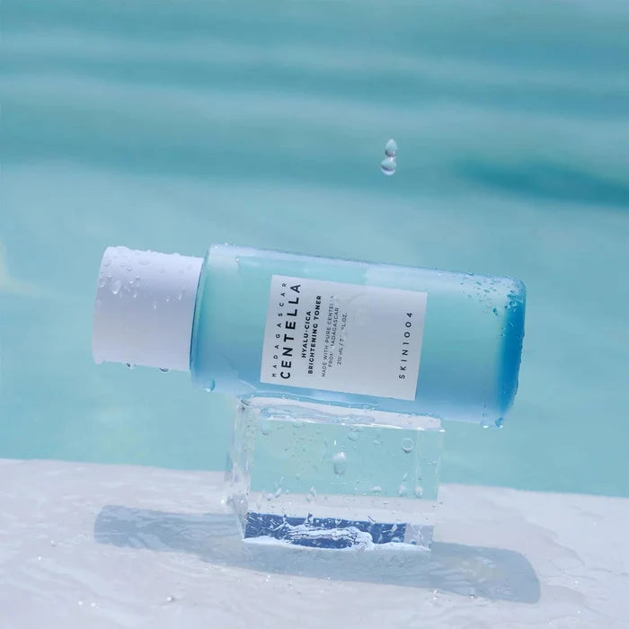 SKIN1004 Madagascar Centella Hyalu-Cica Brightening Toner 210 mL