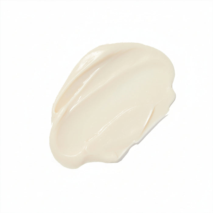 Velvety cream moisturizer texture for skinbetter Trio Luxe Moisture Treatment