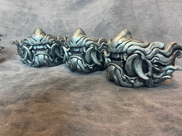 SNARL HALF MASK- ANTIQUE SILVER