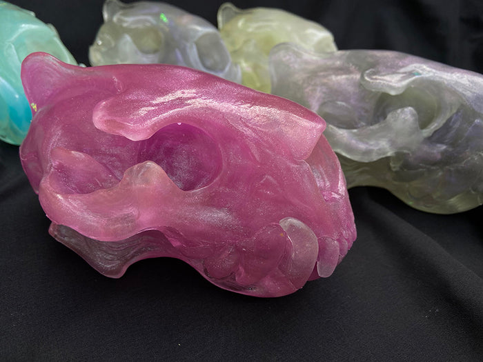 SPIRIT HOUSE GLOW IN THE DARK CRYSTAL SKULL