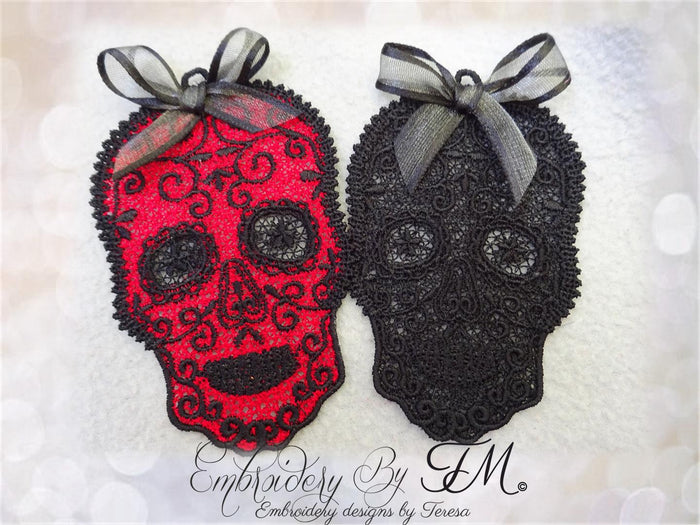 Sugar skulls lace 1/4x4 hoop/two variations color