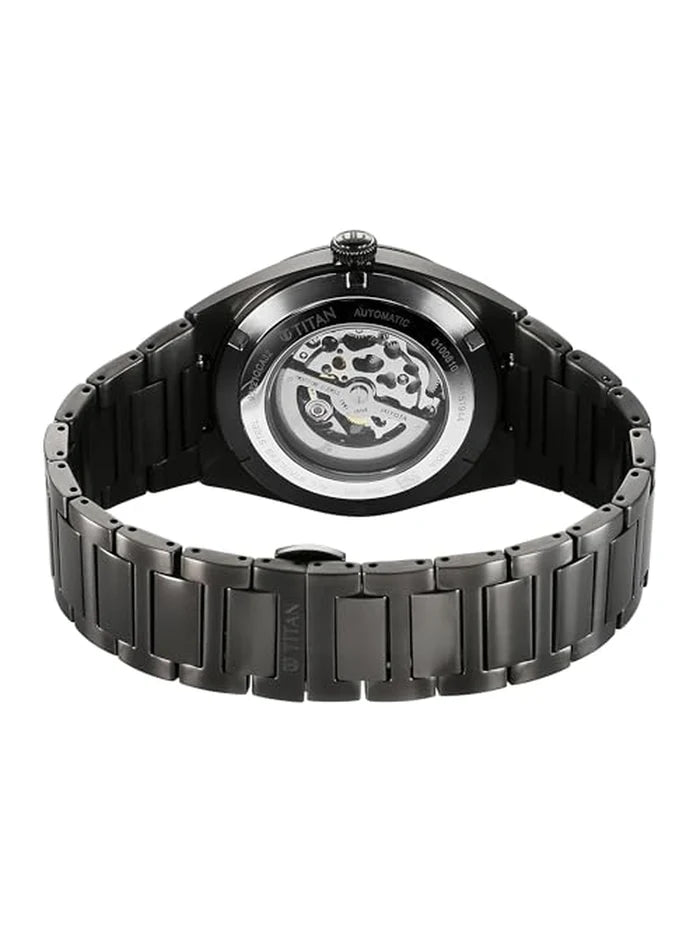 Titan Round Analog Watch - 90221QM02