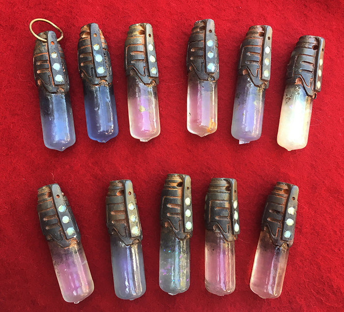WASTELAND GLOW FOB PENDANT