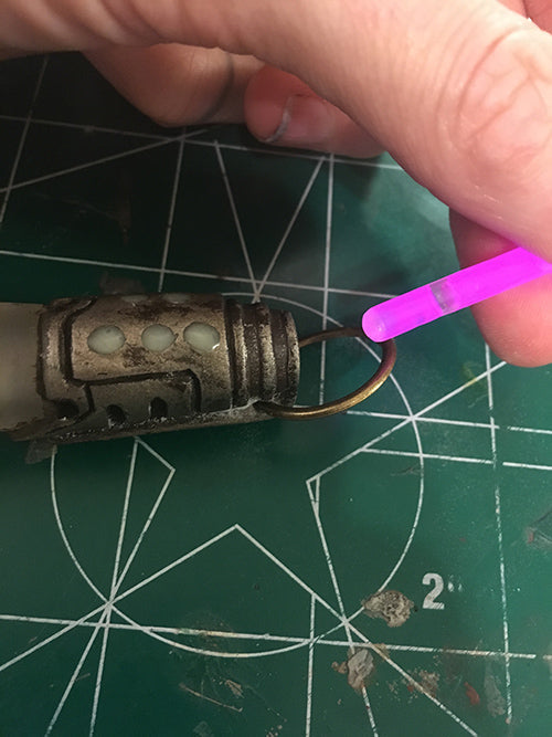 WASTELAND GLOW FOB PENDANT