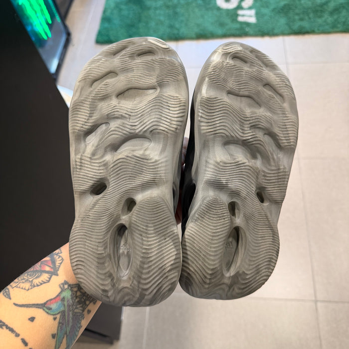 Adidas Yeezy Foam RNR MX Granite (USADA)